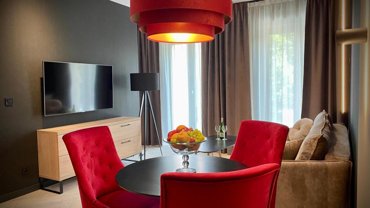 Apartamenty Verano Plus โควอบเซก ภายนอก รูปภาพ