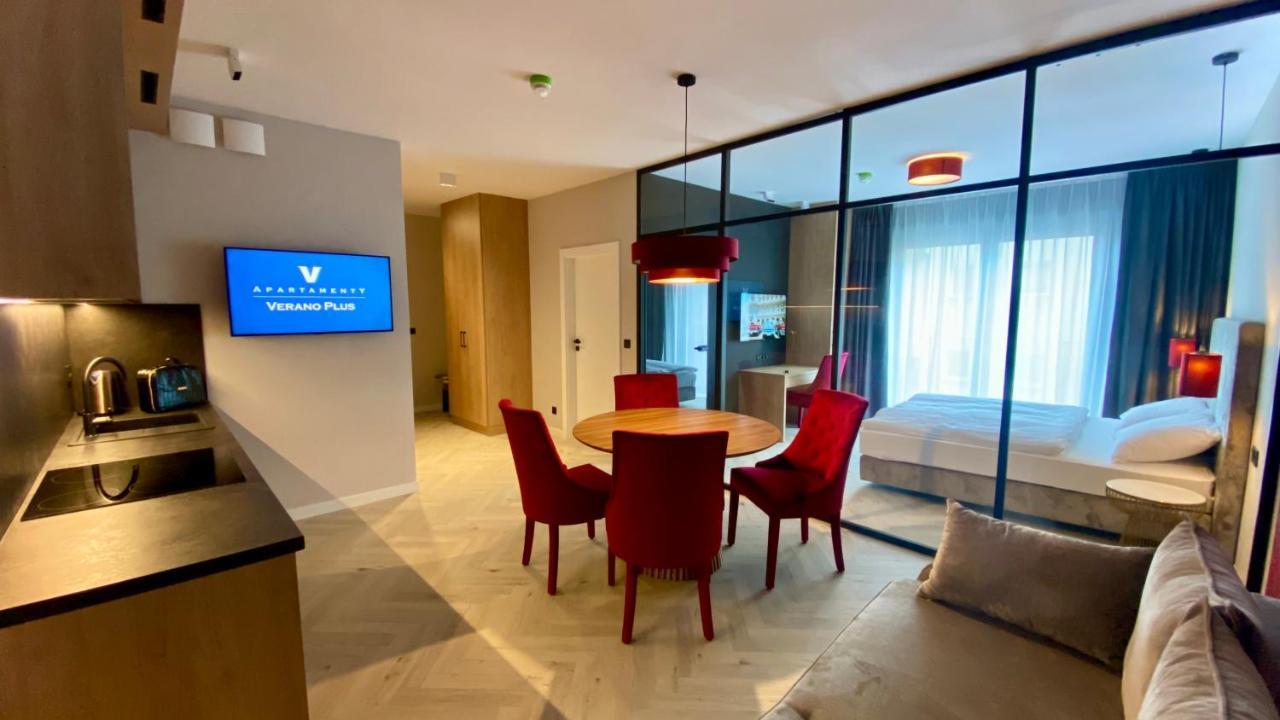 Apartamenty Verano Plus โควอบเซก ภายนอก รูปภาพ