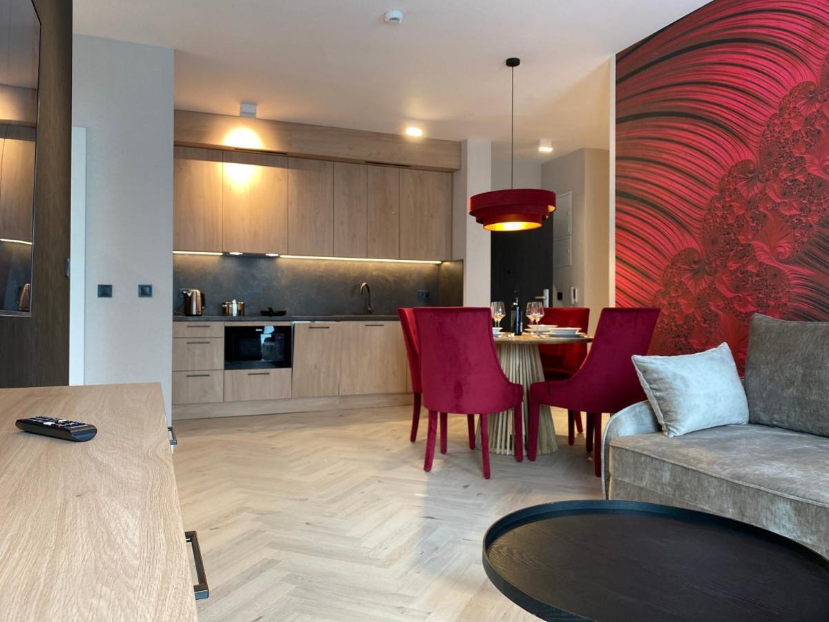 Apartamenty Verano Plus โควอบเซก ภายนอก รูปภาพ