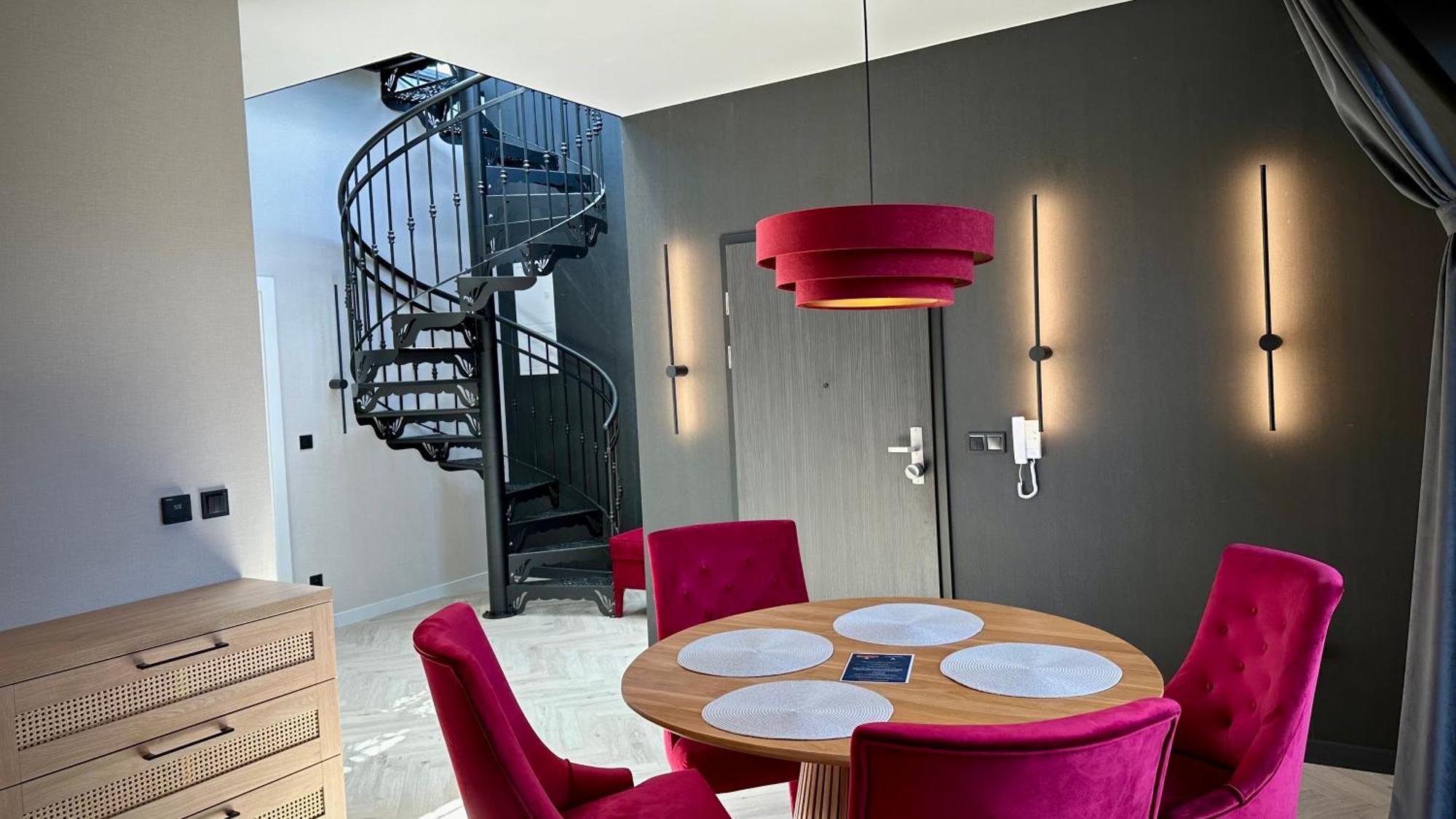 Apartamenty Verano Plus โควอบเซก ภายนอก รูปภาพ